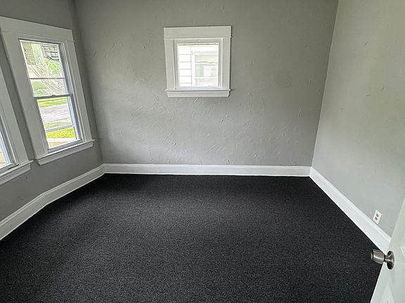4th image of 6805 Clement Ave #1