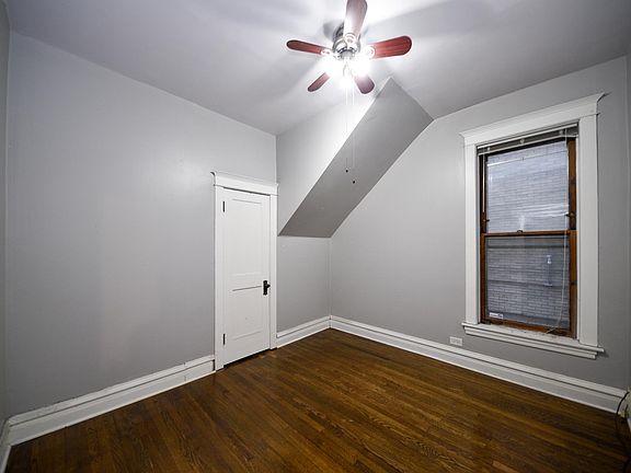 5th image of 834 W Bradley Pl #101