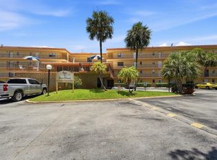 9273 SW 8th St APT 409, Boca Raton, FL 33428