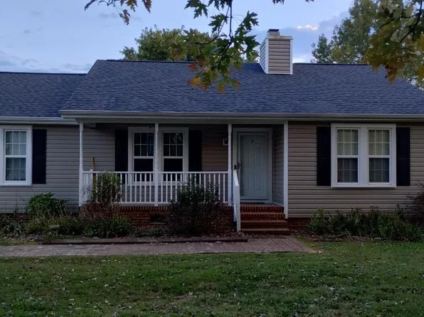 1724 Daniels Farm Rd, Mebane, NC 27302