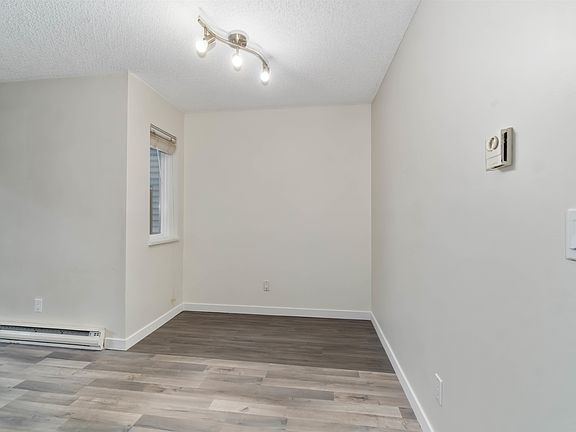 5th image of 555 North Rd #109