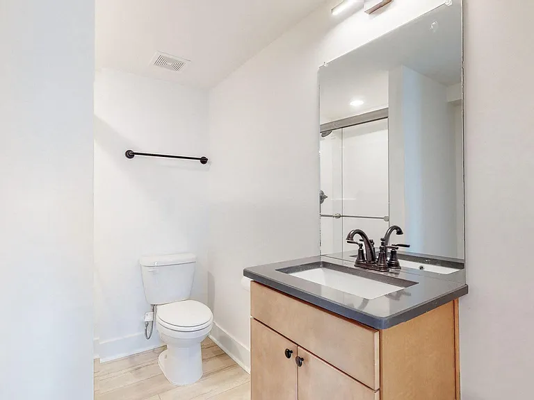 508 Vinson Dr — Photo 16