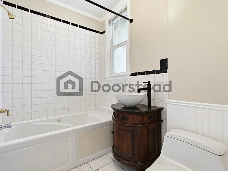 101 Monterey Blvd — Photo 11