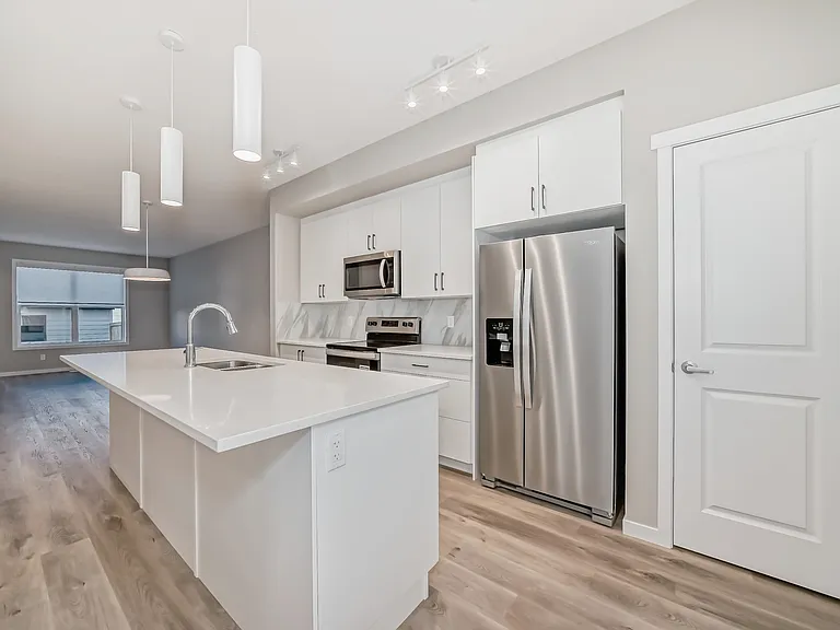 345 Magnolia Way SE — Photo 8
