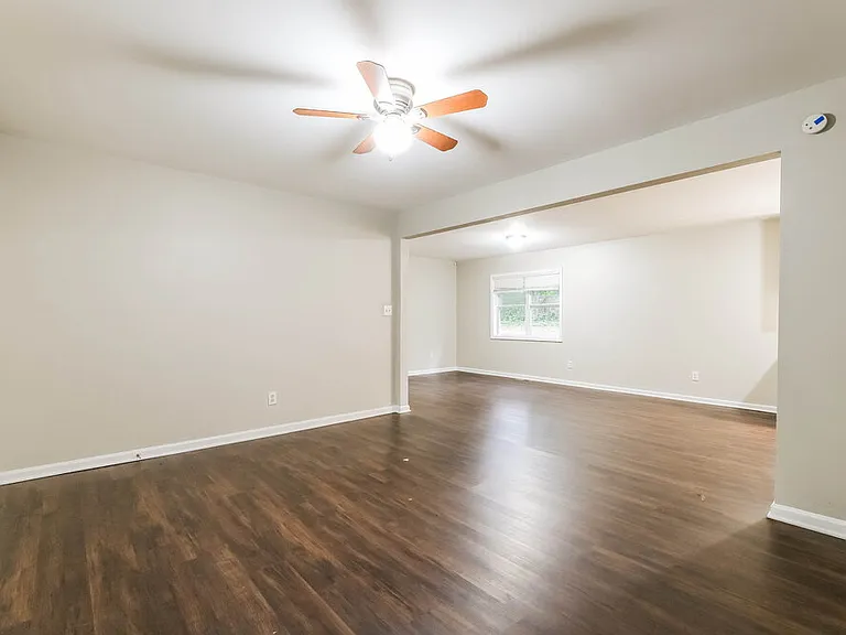 5734 Amalfi Way — Photo 5