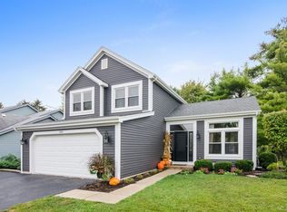 449 Hunters Way, Fox River Grove, IL 60021