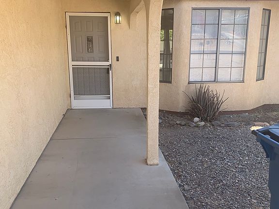 2nd image of 1113 Baseline Rd