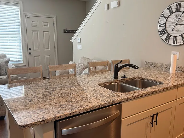 3855 Academy Dr #402 — Photo 4