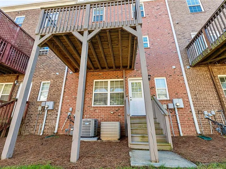 2249 Ewell Park Dr — Photo 27