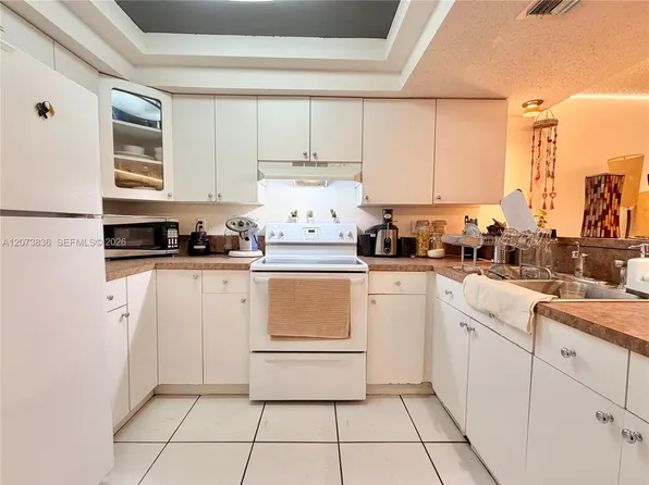 3730 Inverrary Dr APT 1G, Fort Lauderdale, FL 33319