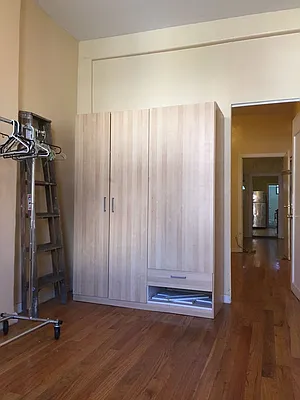 Rented by Brooklyn Group | media 24