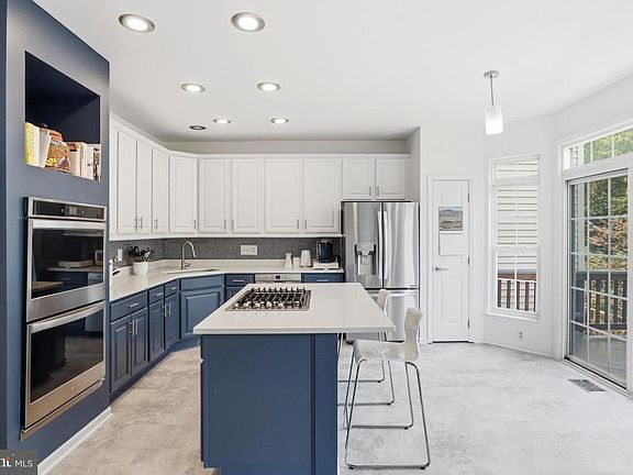 5th image of 7333 Hampton Manor Pl