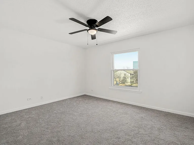 2300 Nacogdoches Rd #307B — Photo 5