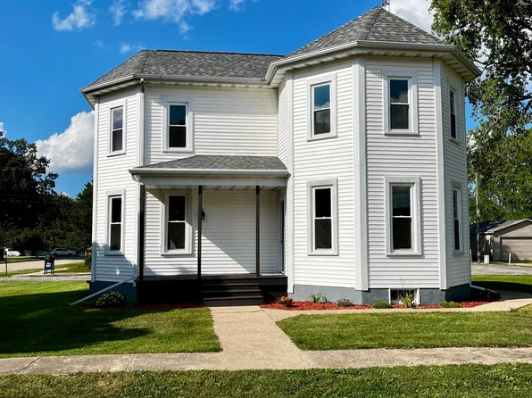 403 Uncas St, Tonica, IL 61370