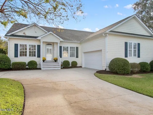 4117 Bittern Ct SE, Southport, NC 28461