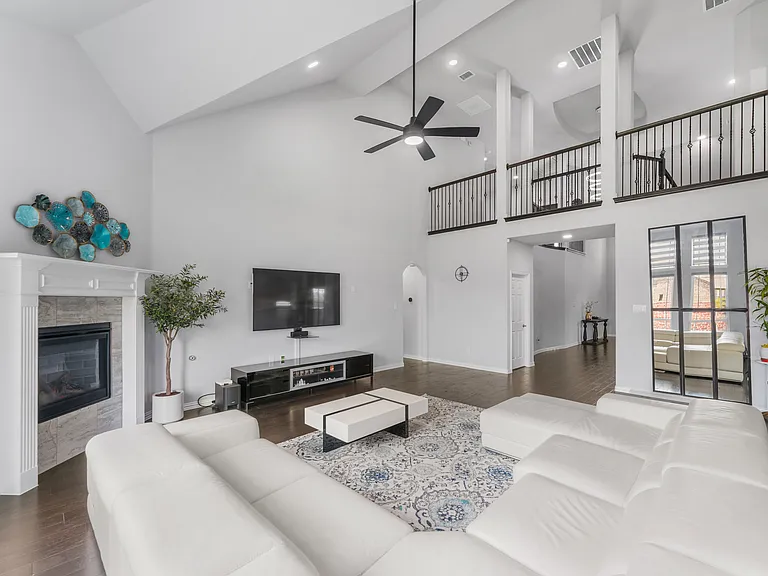 3217 Austin Bayou Trl — Photo 10