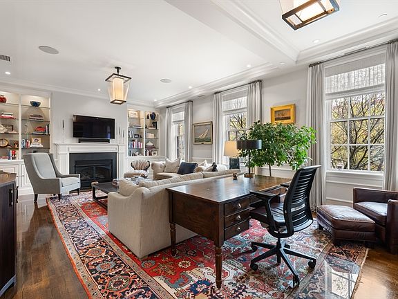 5th image of 413-415 Commonwealth Ave #5