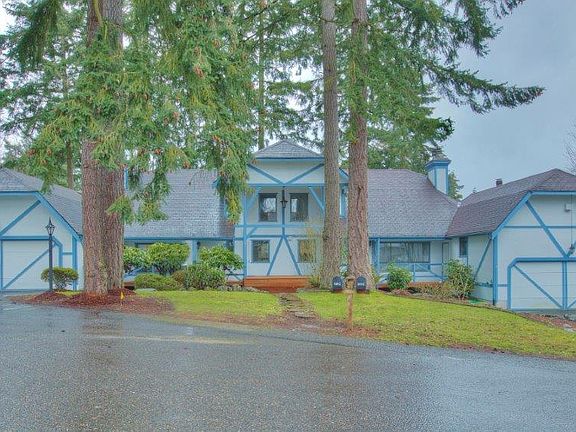 4th image of 5402 Cirque Dr W