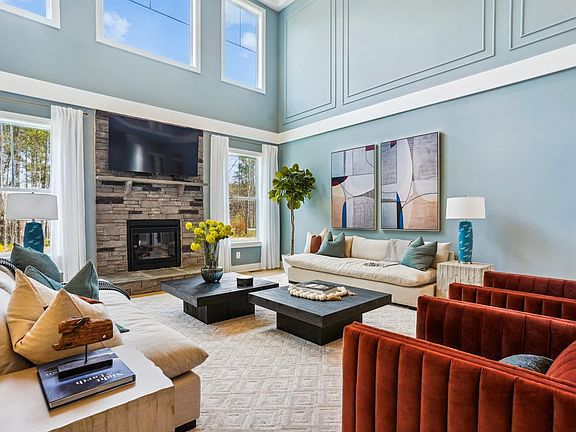 Kingsport II Living Room 1