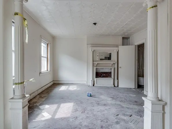 122 Hoyt Street image 44 of 57