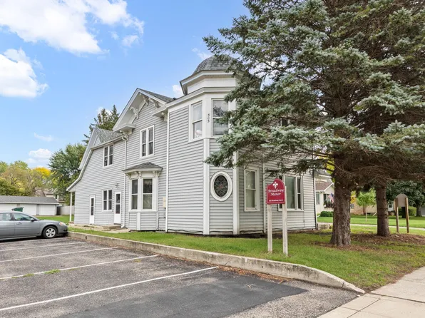 505 Broadway Ave S, Cokato, MN 55321