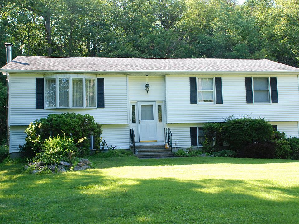 1st image of 21 Doris Lee Dr