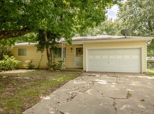 3916 W Hialeah St, Springfield, MO 65803
