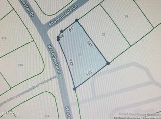 221 Westchester Dr, Crossville, TN 38558