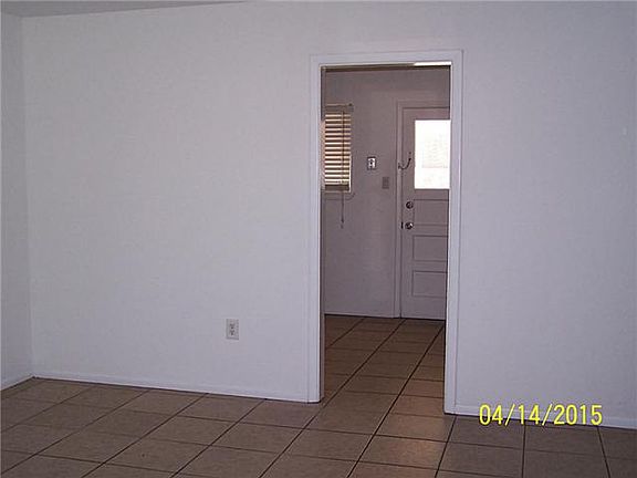 4th image of 9536 McIntosh Dr
