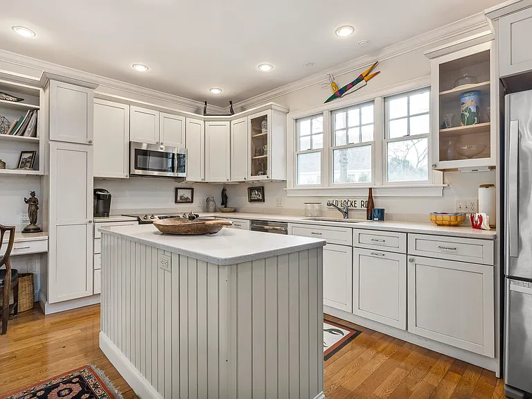 808 Central Rd — Photo 23