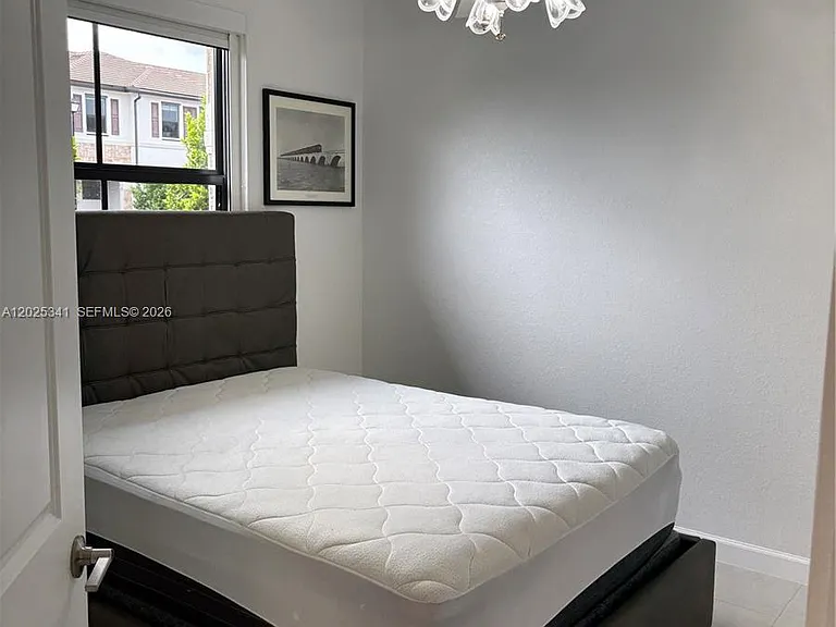 11384 W 34th Way — Photo 4
