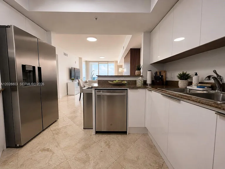 16699 Collins Ave #2301 — Photo 7