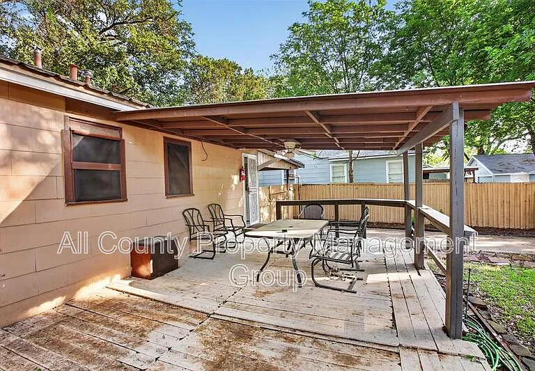 4709 Mayfair St — Photo 11