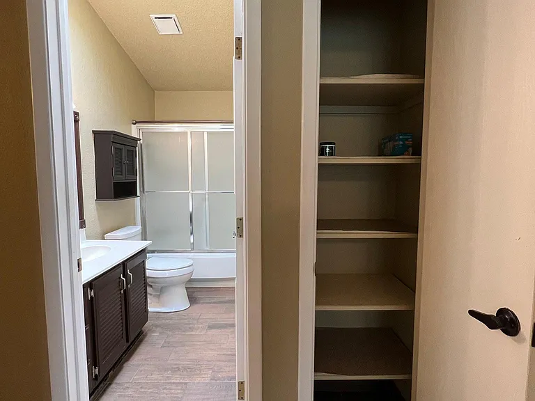 3390 Majestic Rdg — Photo 11