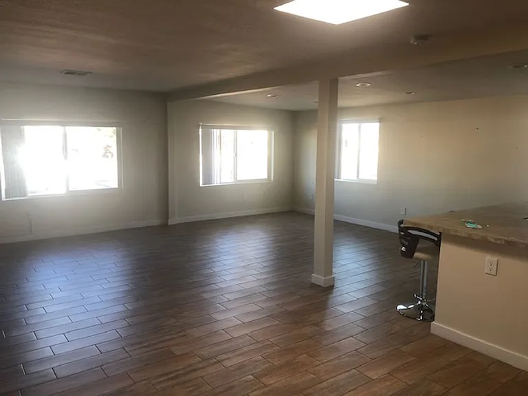 25424 S Wyoming Ave — Photo 4