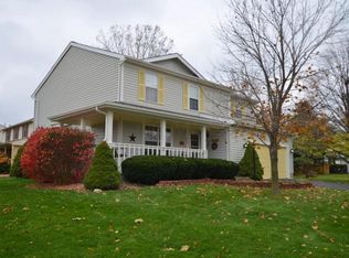 379 Rambling Brook Dr, Pickerington, OH 43147