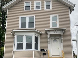 242 Terrace Ave, Cranston, RI 02920