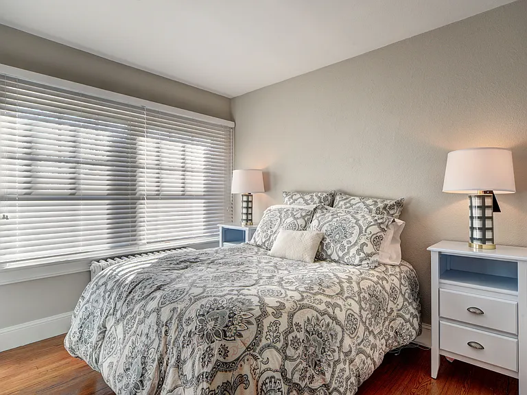 33 Talmage Ln — Photo 14