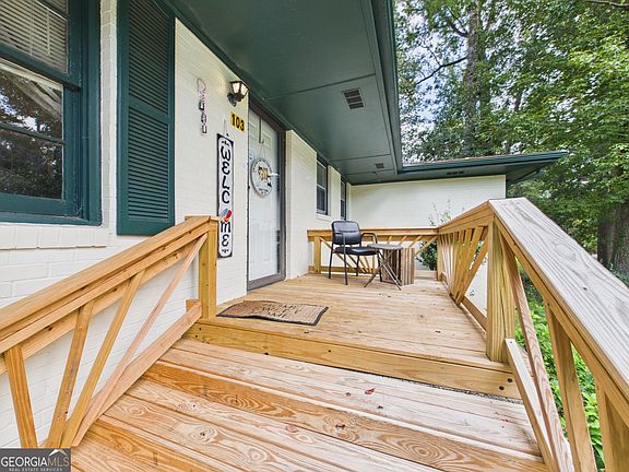3rd image of 103 Morningside Dr