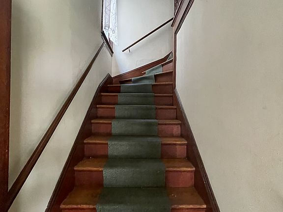 3rd image of 333 Delaware Ave Floor 2