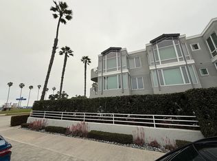 2120 Vallecitos Unit 101, La Jolla, CA 92037