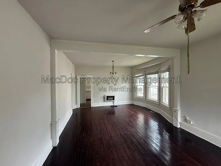 1013 Terrace St — Photo 5