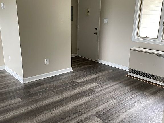 5th image of 519 Schaffer Ave #11374887