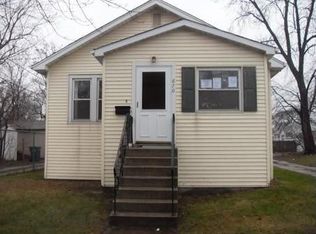 670 Gordon Ave, Calumet City, IL 60409