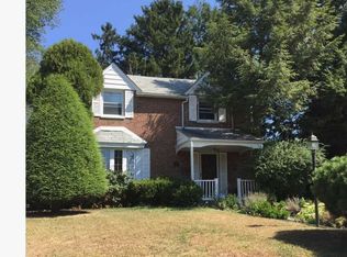 929 Fanshawe St, Philadelphia, PA 19111