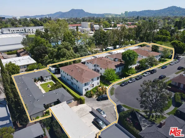 5300-5330 Radford Ave, Valley Village, CA 91607