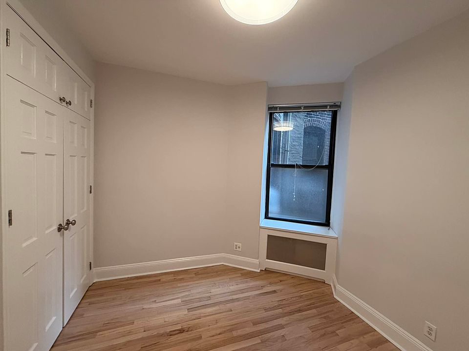 2nd image of 652 Amsterdam Ave APT 3B