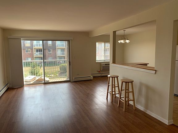 2nd image of 3 Villa Verde Dr APT 220