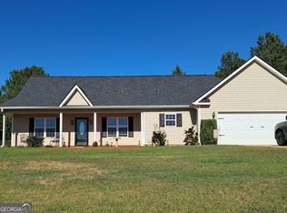 180 Lee King Rd, Forsyth, GA 31029