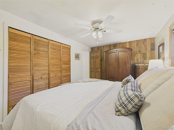 5th image of 9738 Sierra Drive